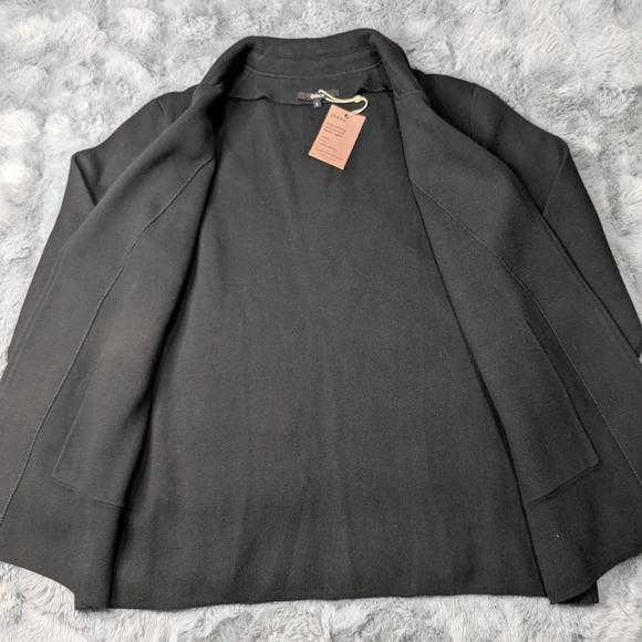 NWT Quince Women's Black Blazer 100% Organic Cotton - Picture 4 of 8